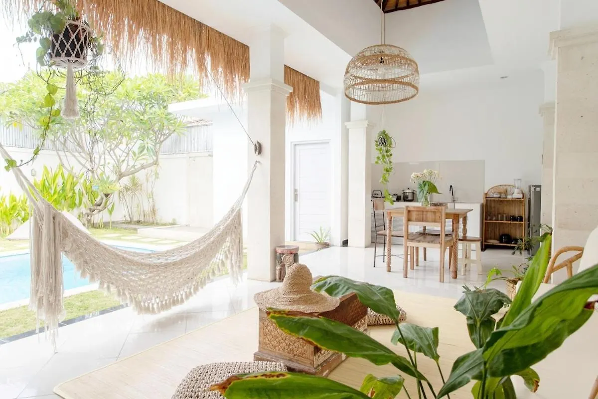 Boho Haven With Pool & Garden In Prime Location Villa Seminyak